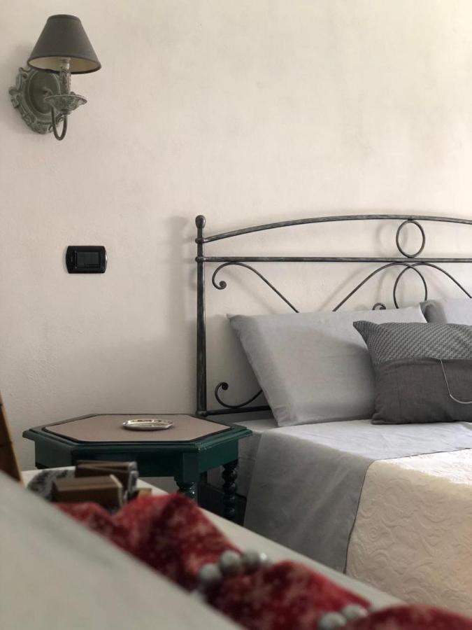 Casa Di Aristide Appartement Erba Buitenkant foto