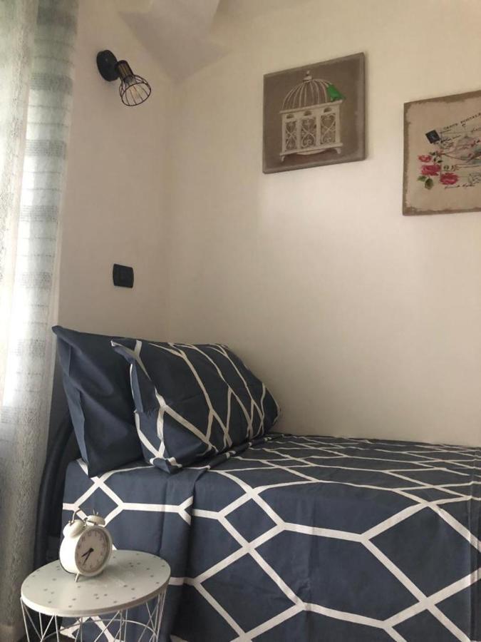 Casa Di Aristide Appartement Erba Buitenkant foto