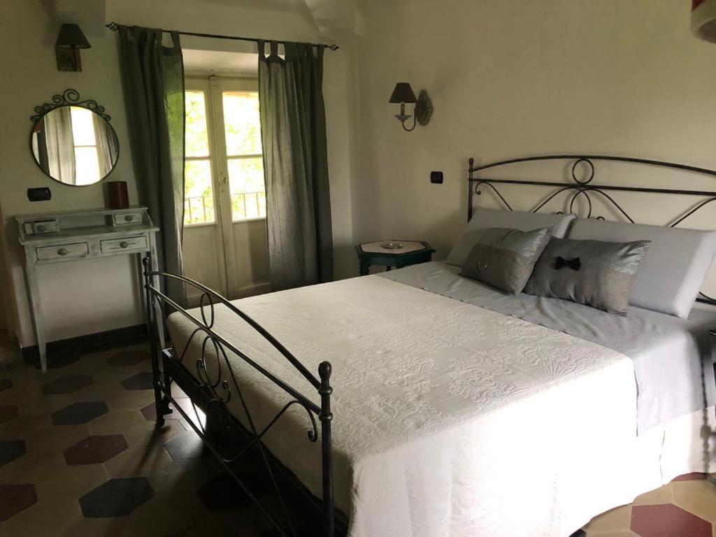 Casa Di Aristide Appartement Erba Buitenkant foto