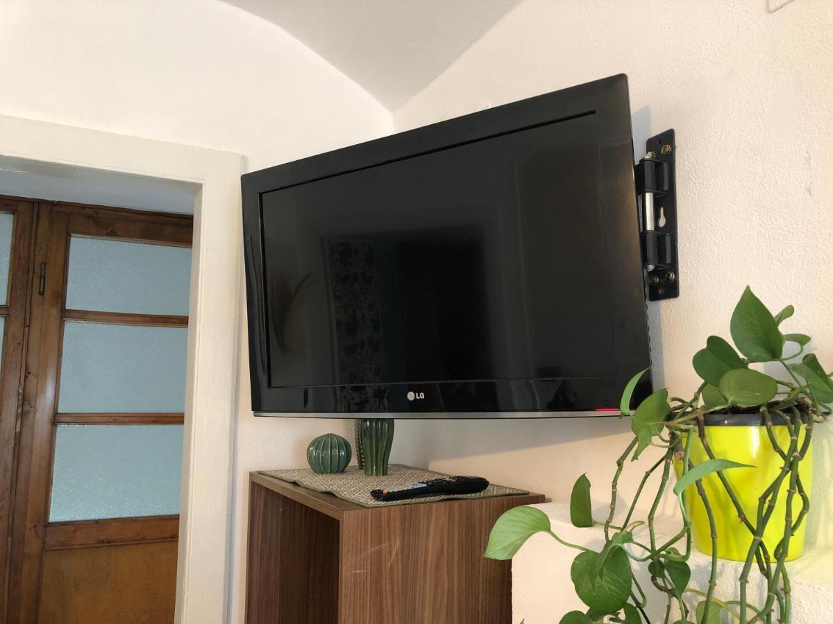 Casa Di Aristide Appartement Erba Buitenkant foto